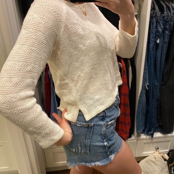 Splendid Sweater - Picture 5 of 5